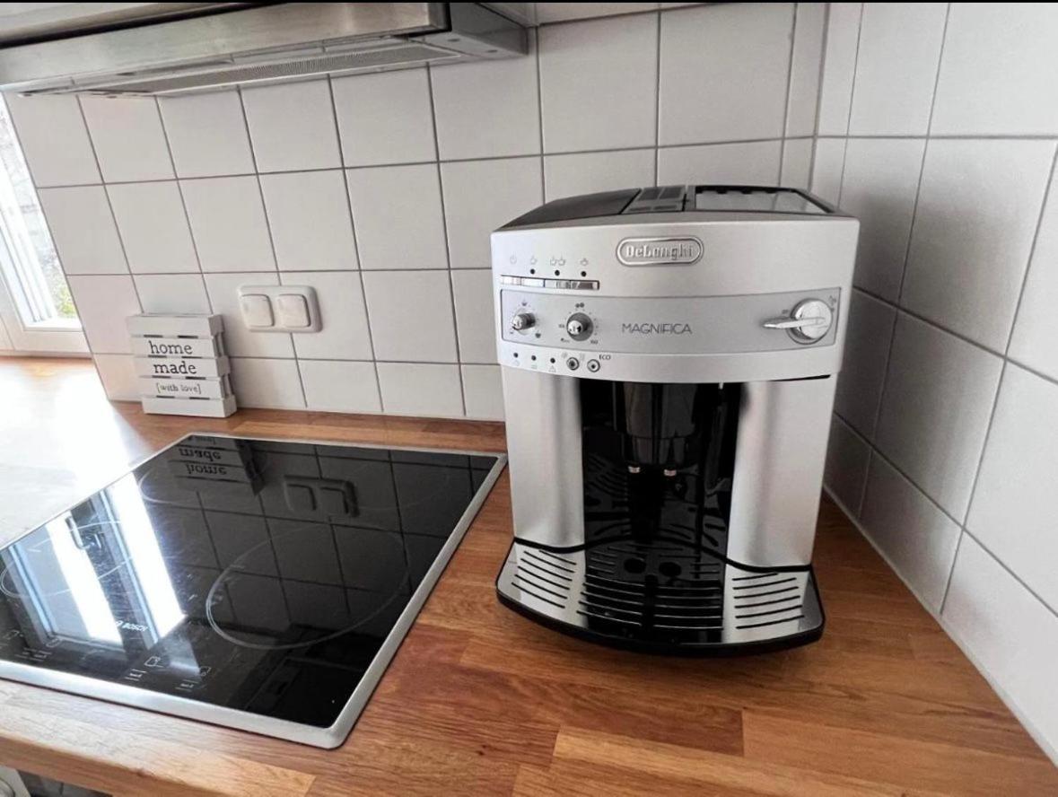 Feine Apartments In Der Suedstadt Von Erfurt Mit Kostenlosen Stellplatz & Flasche Wein Zur Begruessung Ngoại thất bức ảnh